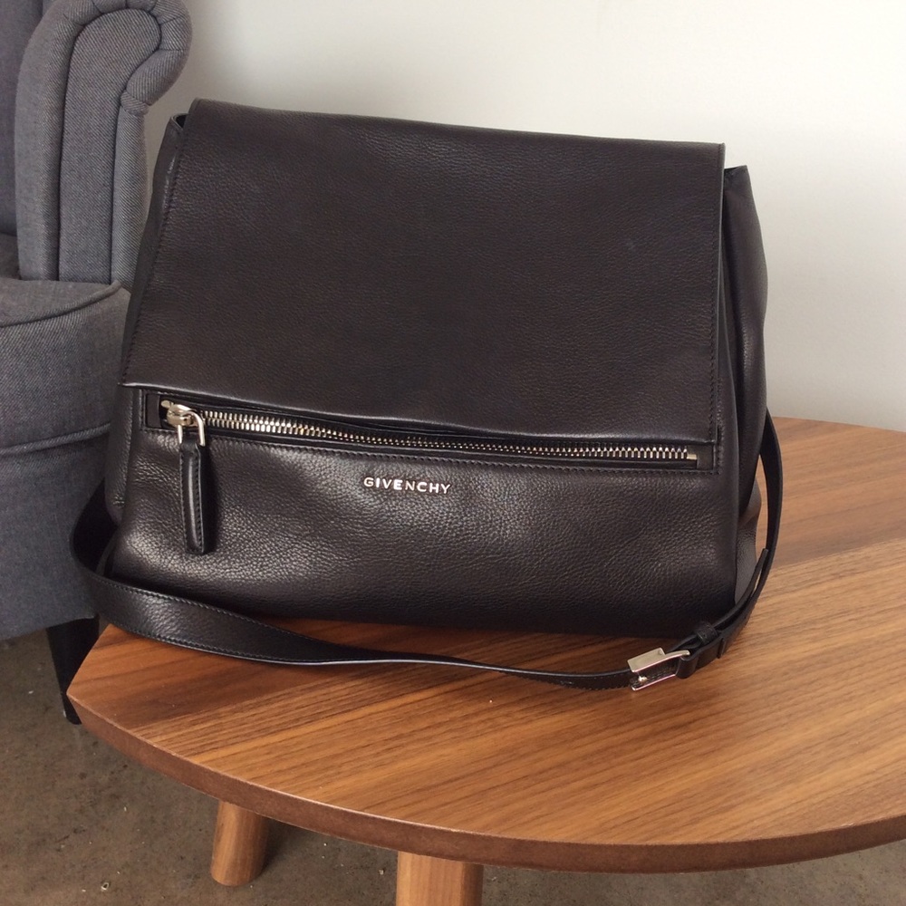 Givenchy Pandora Pure (RESERVED!)